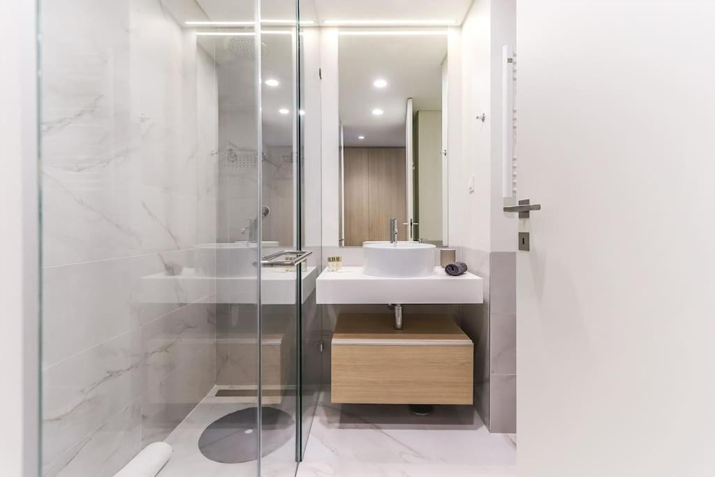 Marques Pombal Central 2 Bed Apt Ac Lisboa Exteriör bild