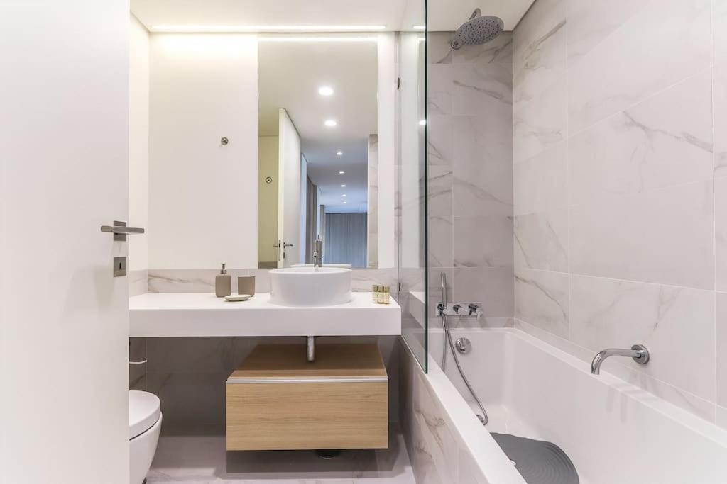 Marques Pombal Central 2 Bed Apt Ac Lisboa Exteriör bild